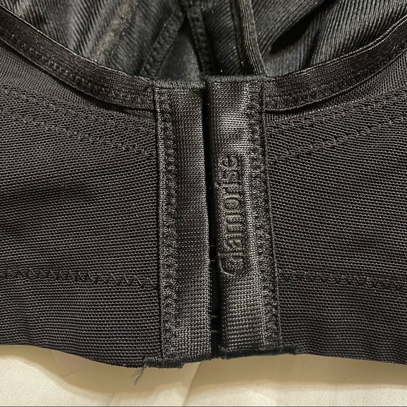 NEW Glamorise The Ultimate Full Figure Soft Cup Black Sports Bra 1006 44B NWT - Picture 10 of 13